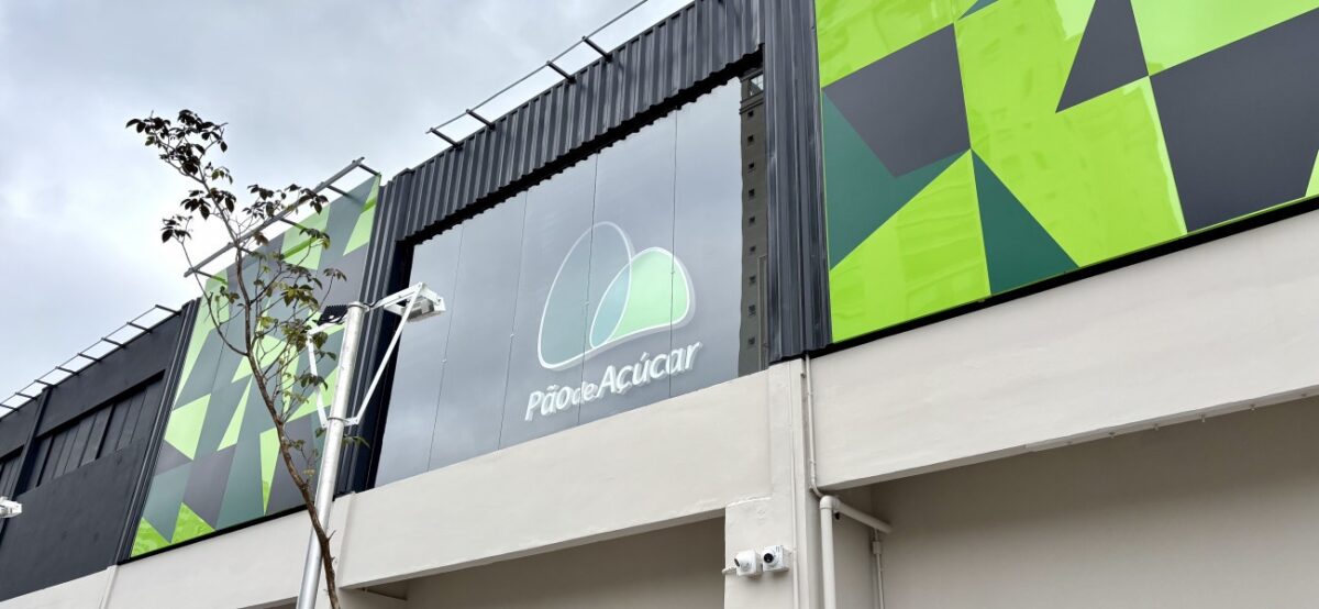 faixada da loja do Grupo pão de açúcar